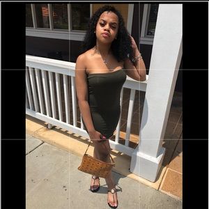 Meet your Posher, Carlee